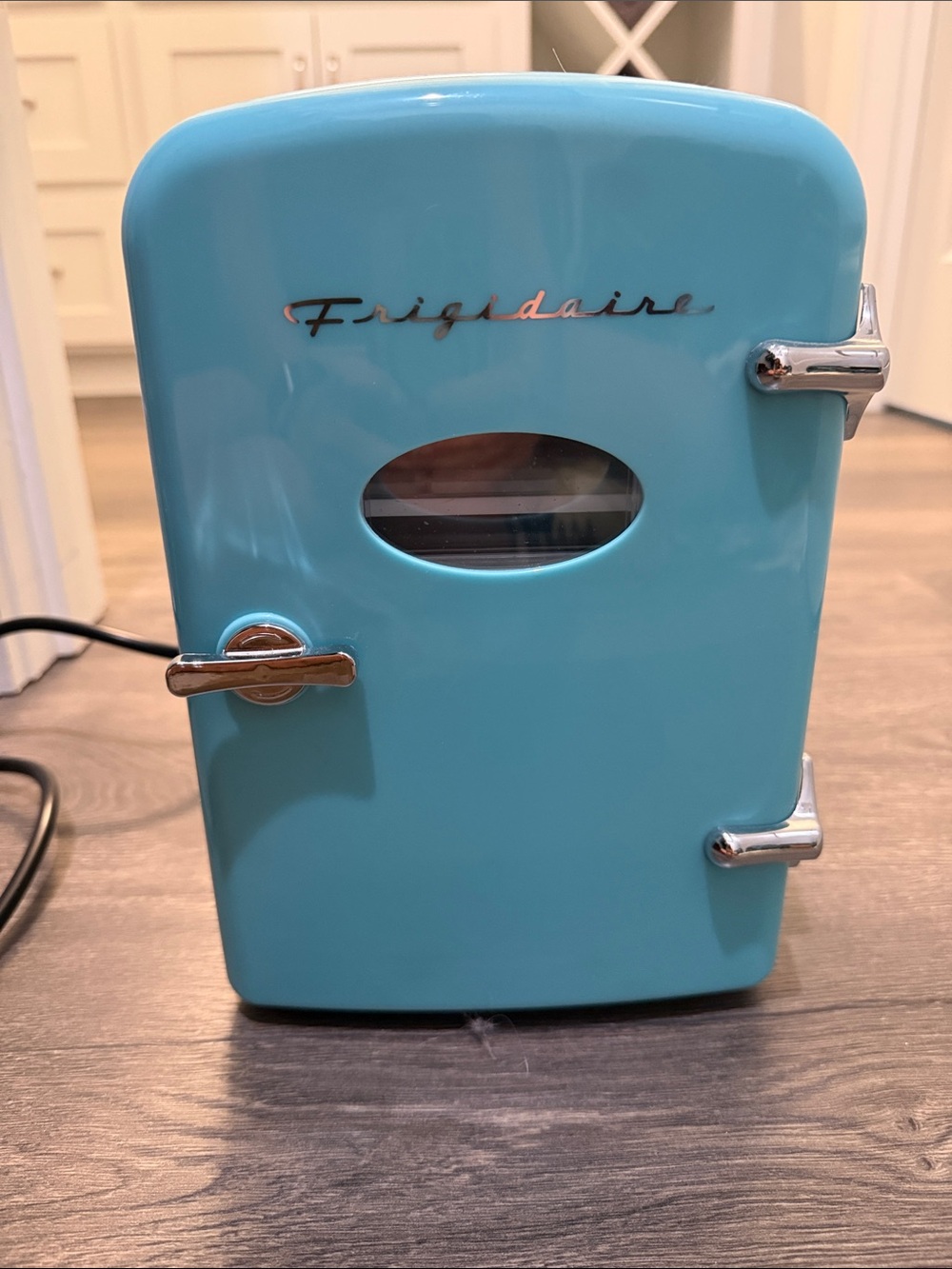 Frigidaire Retro Mini Refrigerator - Aqua Blue